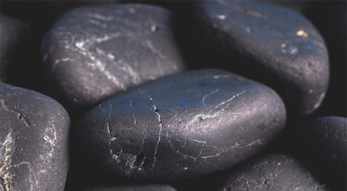 Камень шунгит: свойства, месторождения и практическое применение Шунгит лечебные и магические свойства